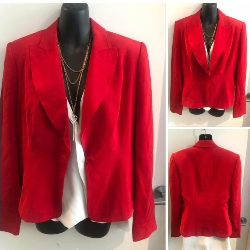 5/$20 MODA International 6 red silk blazer